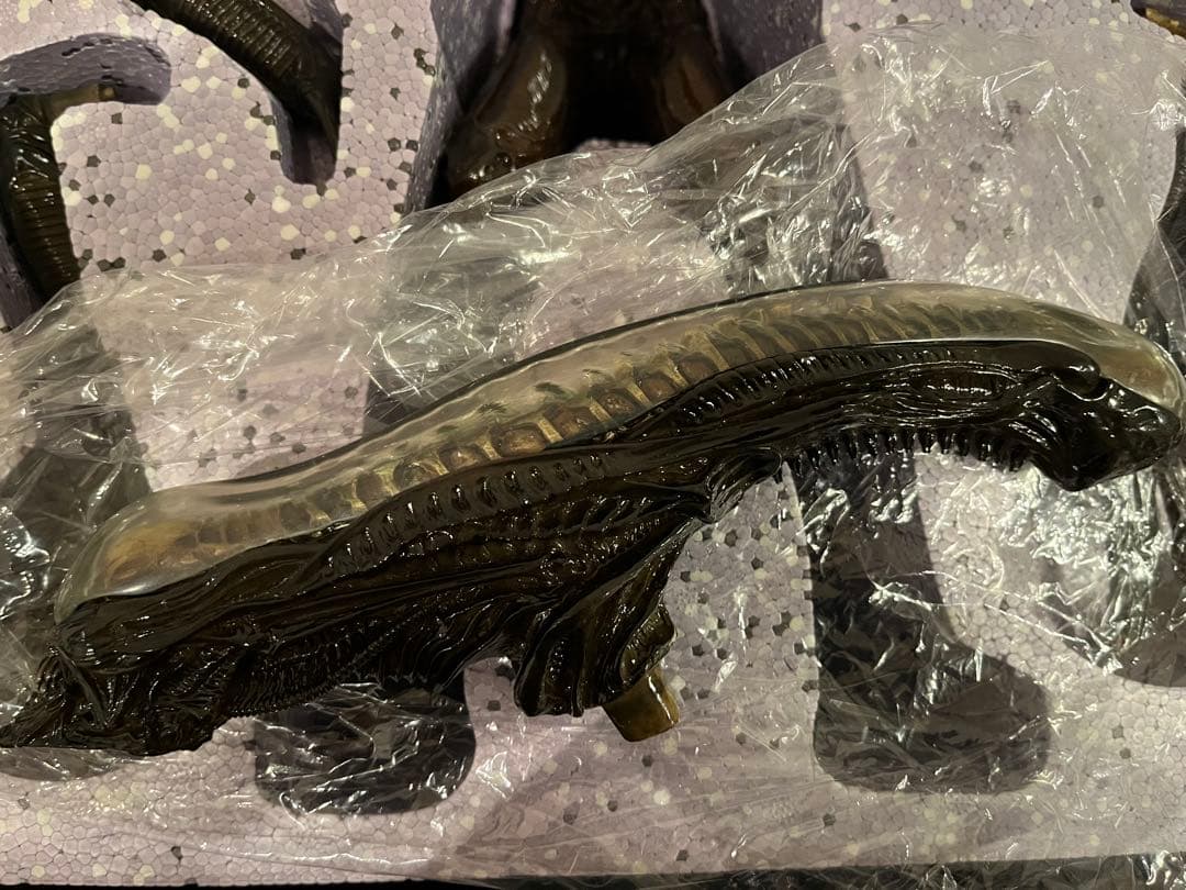 フューチャーモデルズALIEN 竹谷隆之　塗装済簡易組み立て式模型　エイリアン