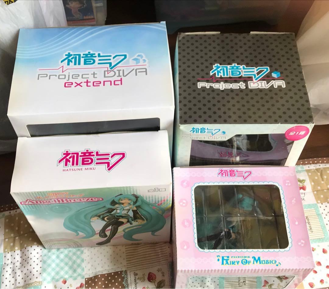 初音ミク　フィギュア　4つセット