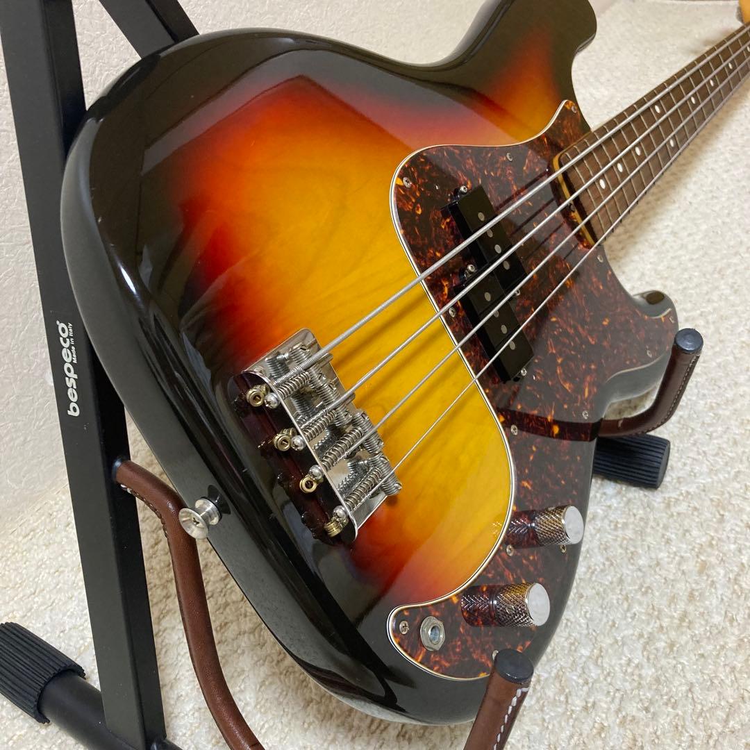 ベース fender PB62-70US