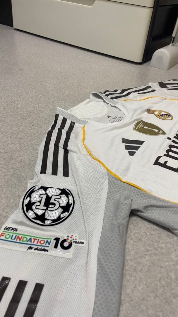 Real Madrid 長袖シャツ adidas