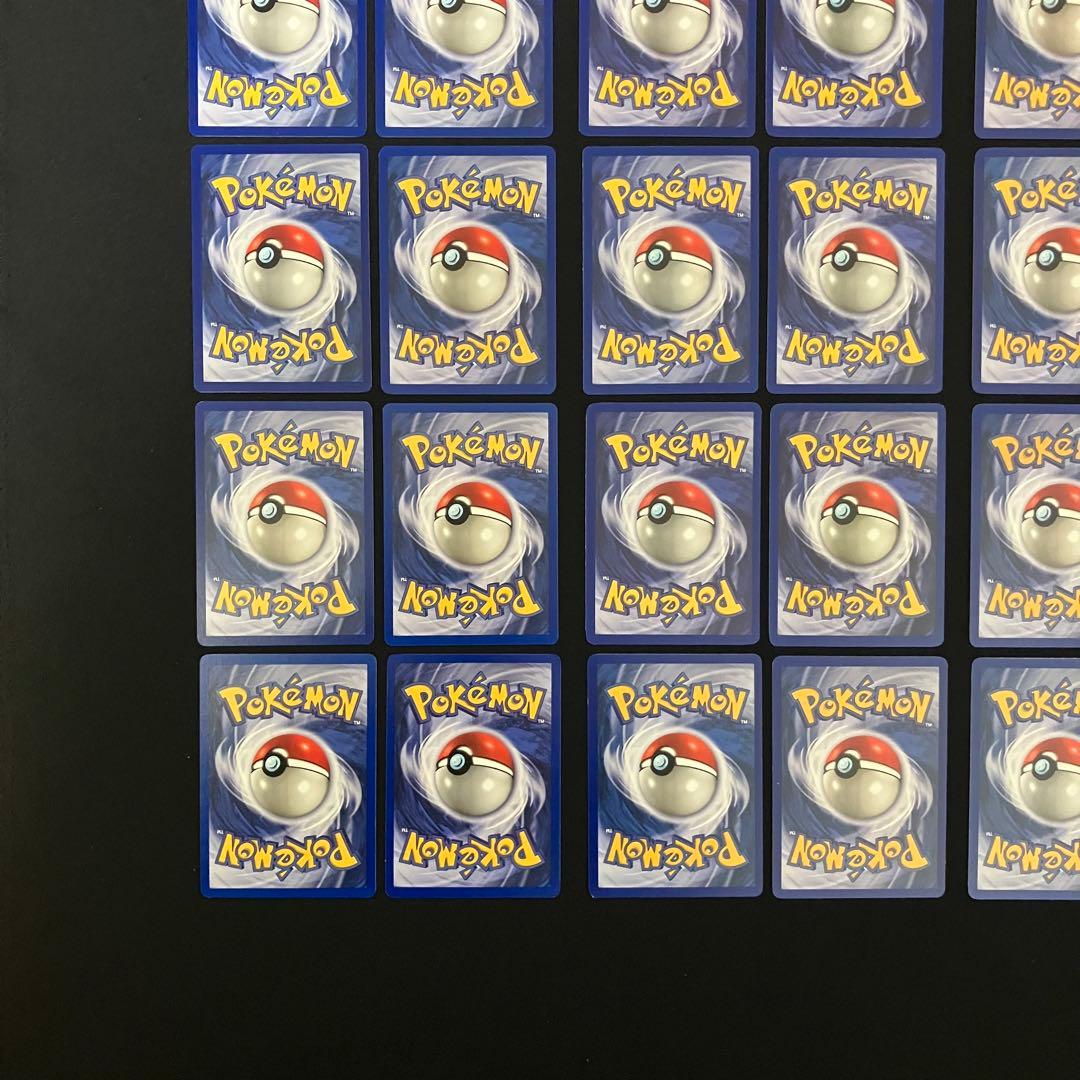 J0725】　ポケモンカード英語版　　　　24枚まとめ売り
