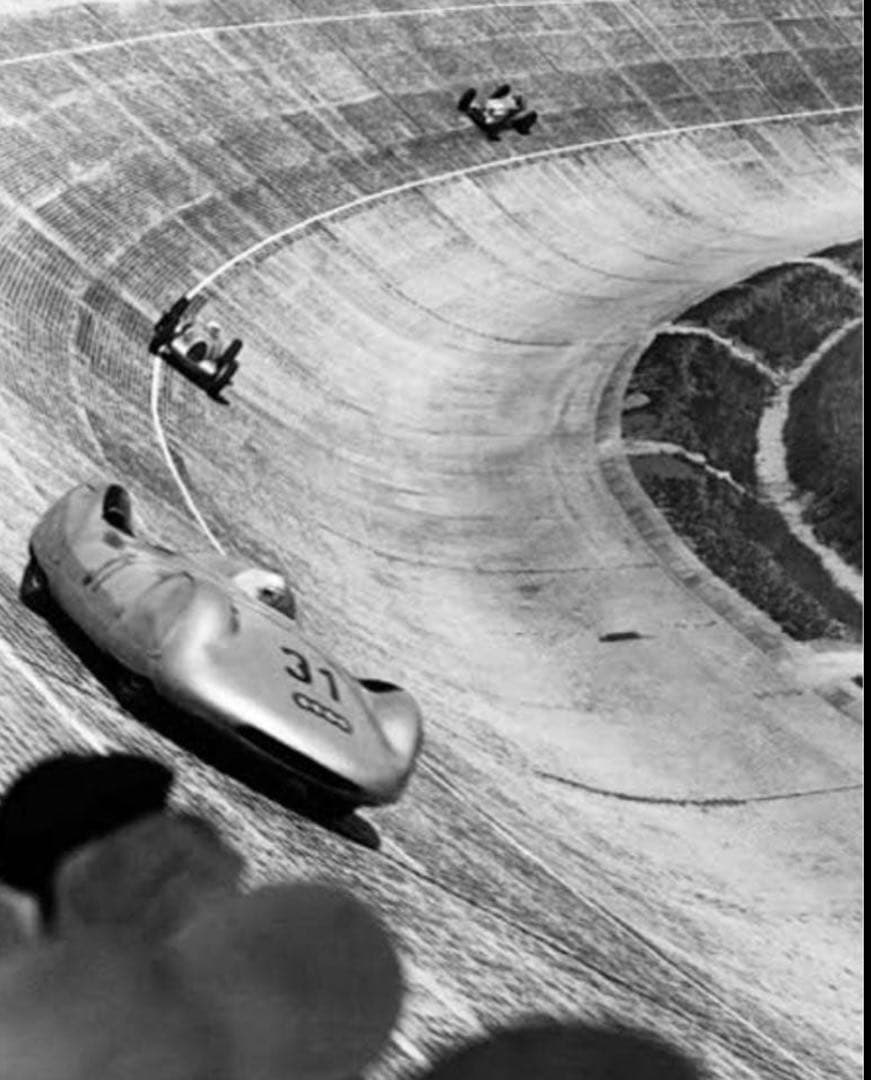 1/18 アウトウニオン タイプ C ストリームライン #31 REVELL