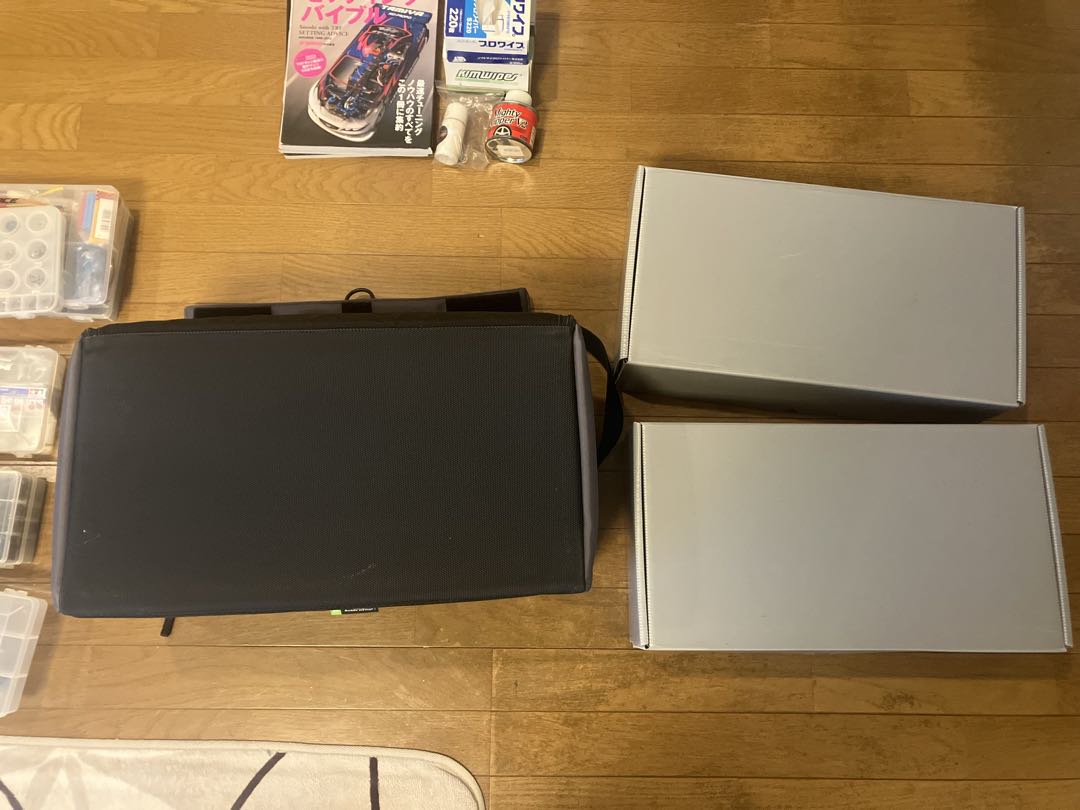 タミヤパーツ多数他　キャリングバック付き