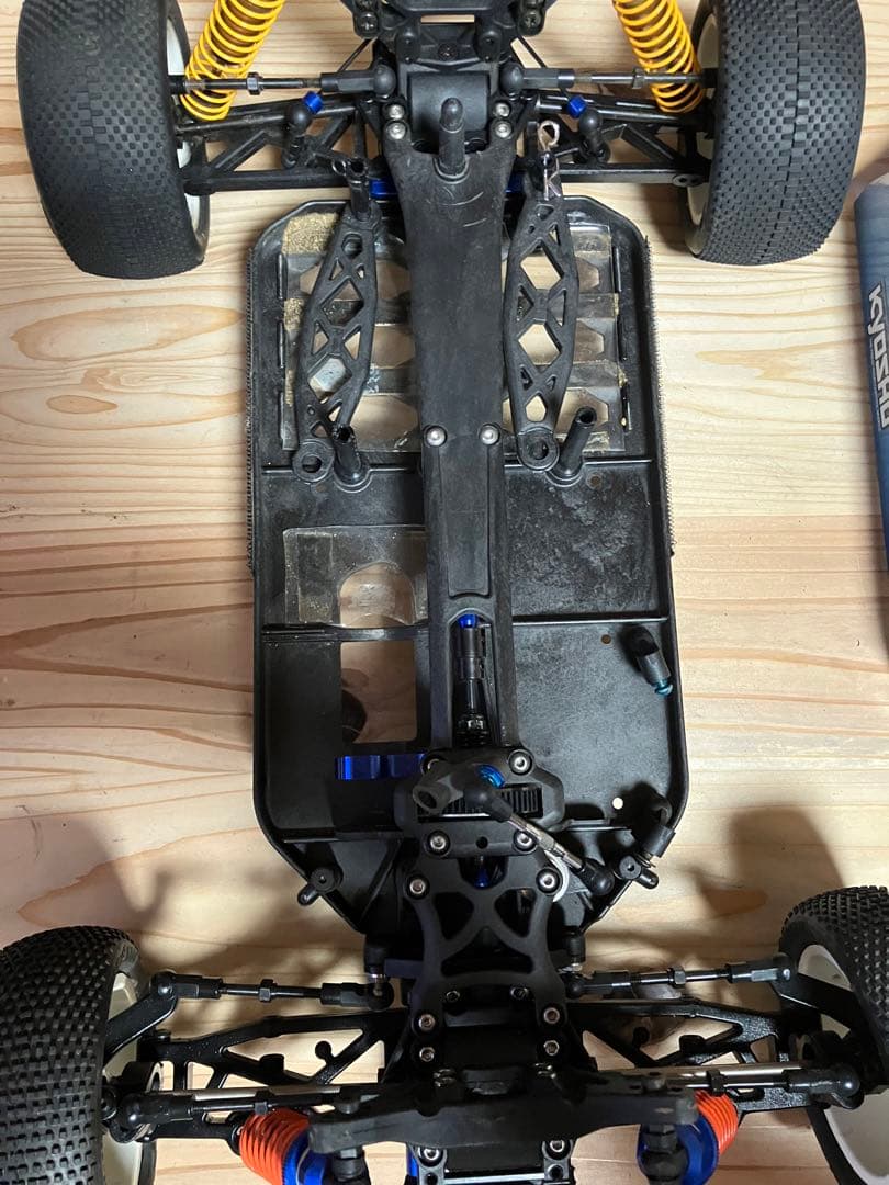 KYOSHO LEZAR ZX-5電動オフロードバギー