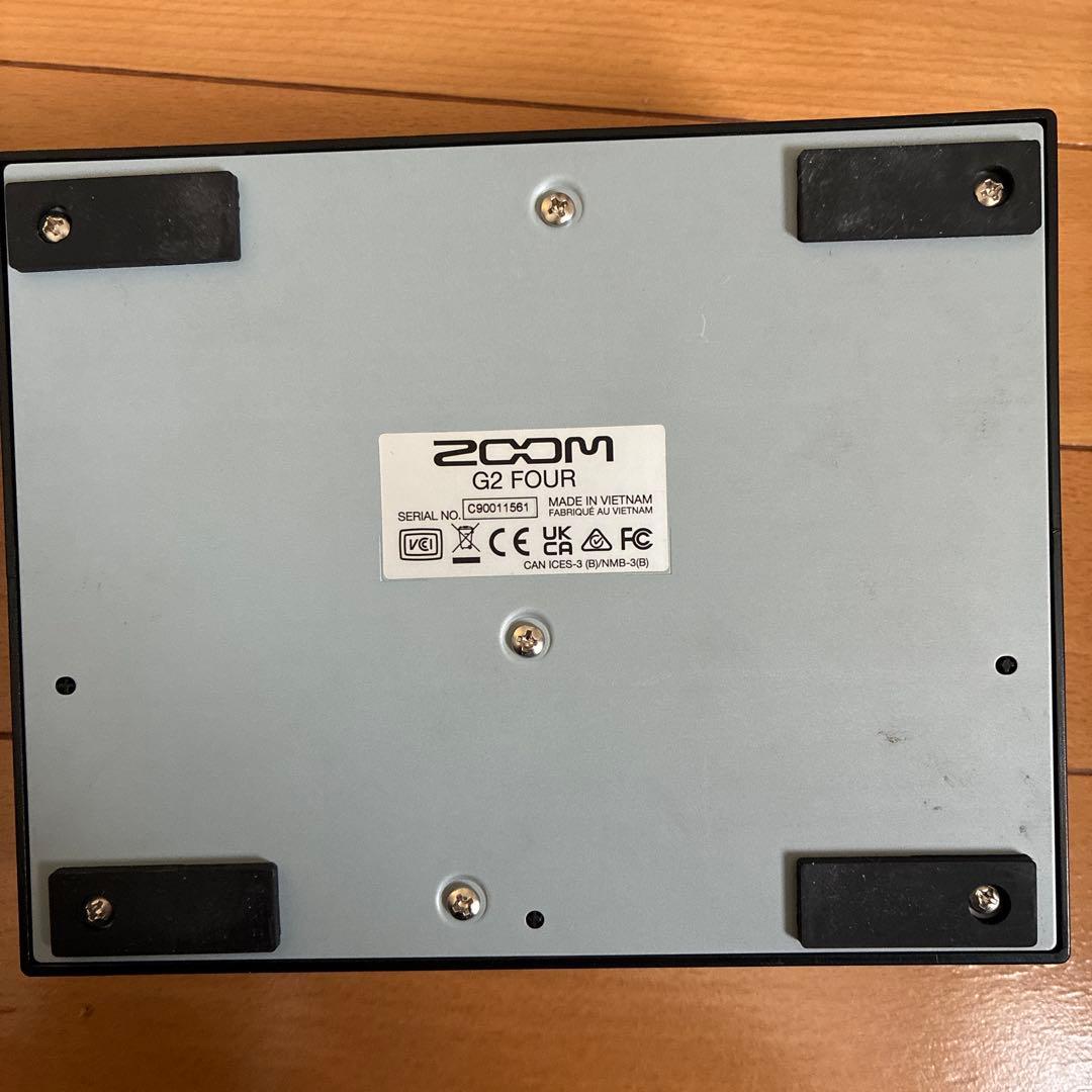 ZOOM G2 FOUR ギターエフェクター