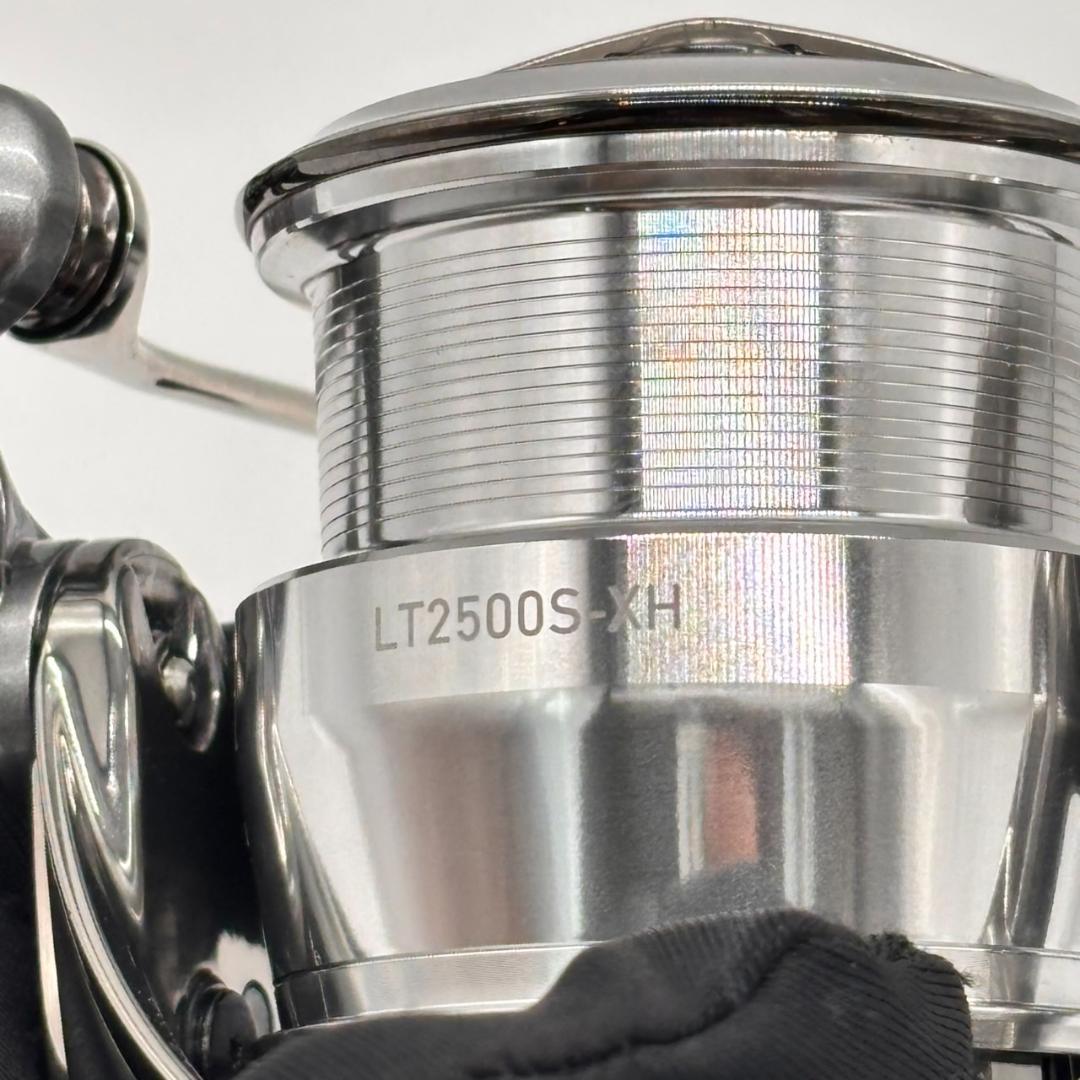 カクダ ダイワ 22EXIST LT2500S-XH シングル 61096