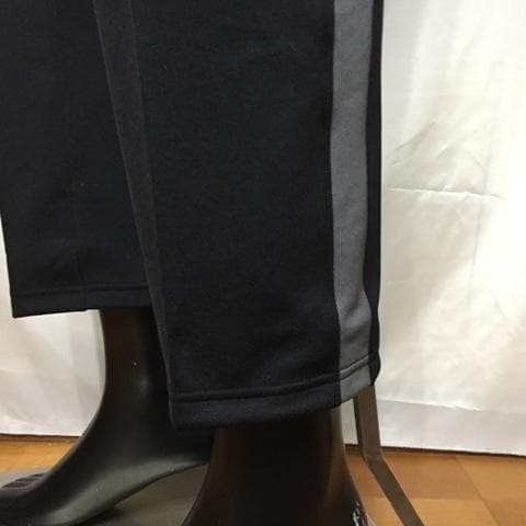 B28-04 新品 アンダーアーマー ジャージ ロングパンツ トレーニング S