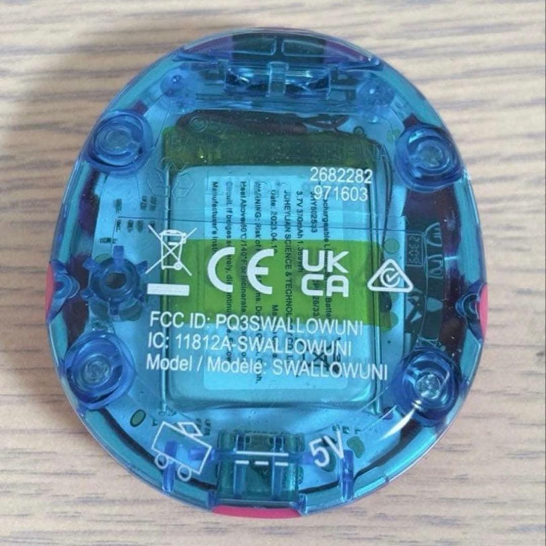 【美品バンド付き】たまごっち Tamagotchi Uni ピンク