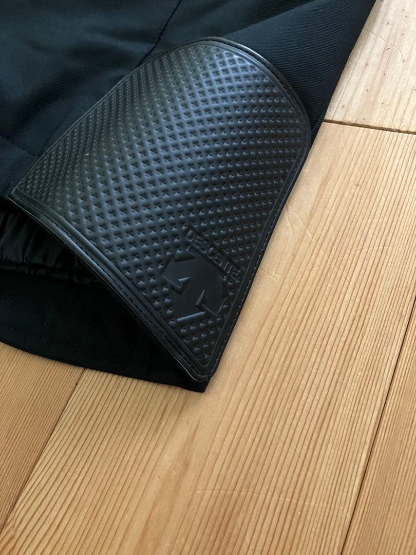 [美品] デサント　スキー　パンツ　男女兼用　Mサイズ　メンズ　レディース
