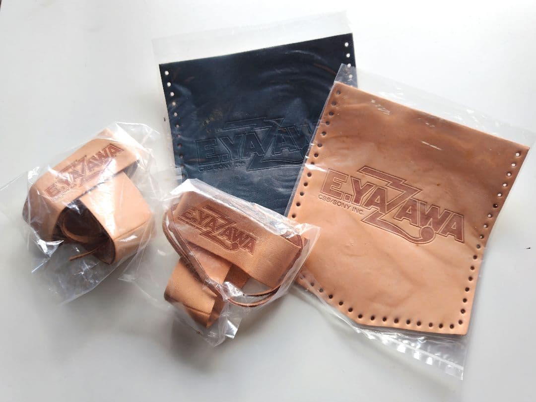 矢沢永吉さんの革製ノベルティグッズ