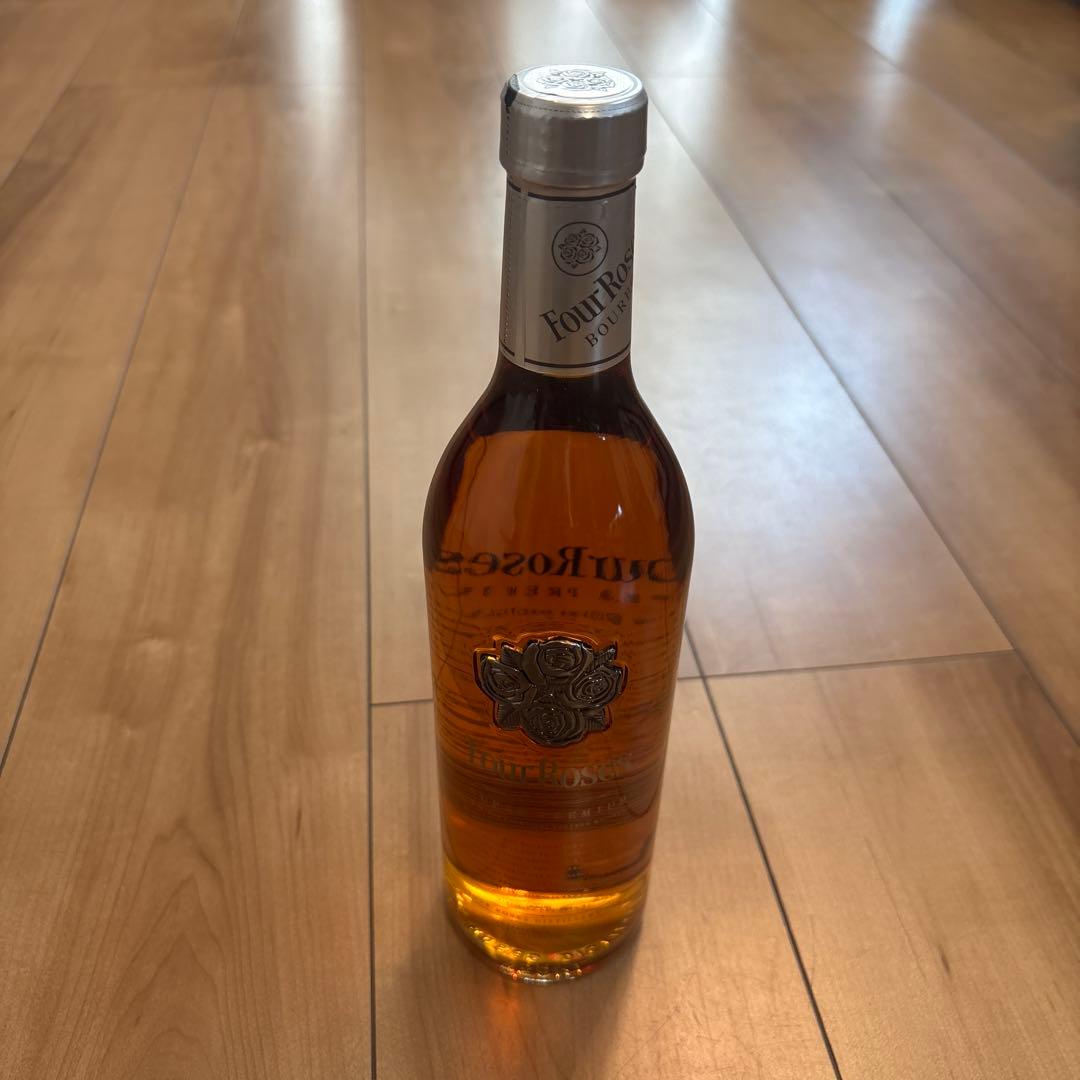 Four Roses Premium フォアローゼススーパープレミアム プラチナ