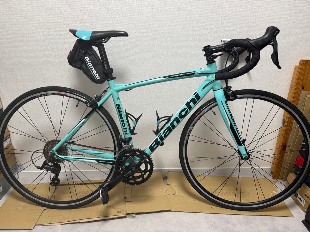 ロードバイク入門セット(Bianchiビアニローネ7 2020年モデル)