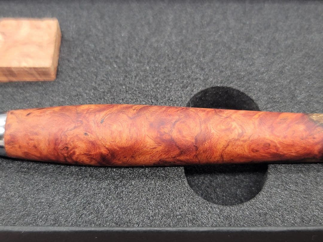 新品　こぶた工房　極上花梨瘤　紅白　シャープペンシル0.5ミリ