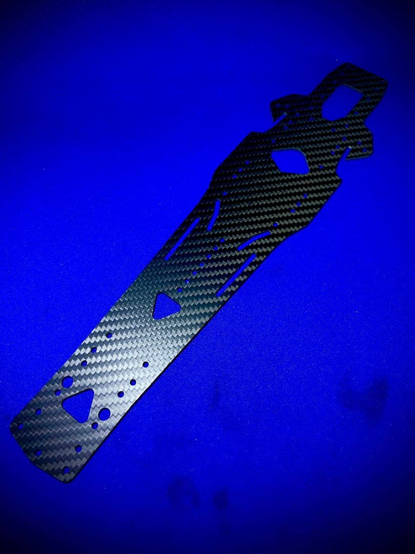 sakuraD5 MR用　オリジナルメインシャーシ　2.0 蕨山Carbon
