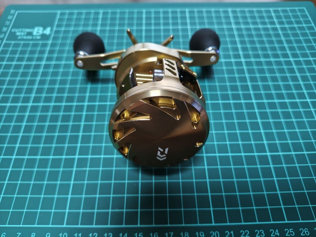 DAIWA　バサラ　１００