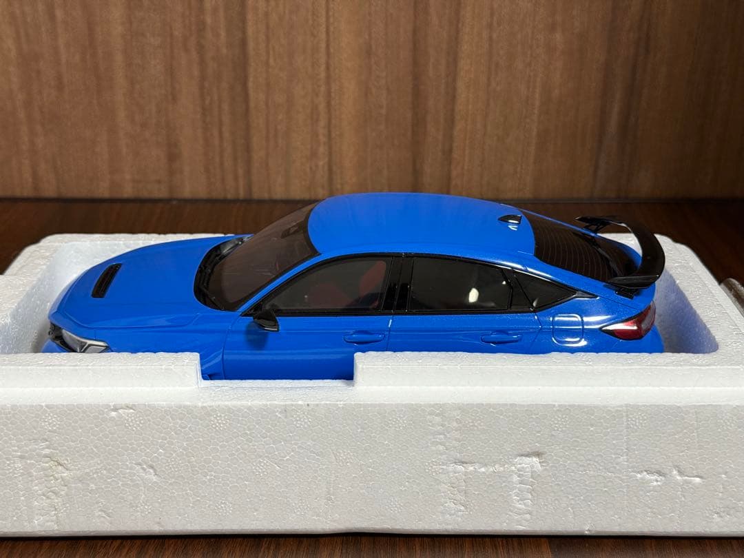CIVIC TYPE R FL5 1/18ミニカー OttO mobile製