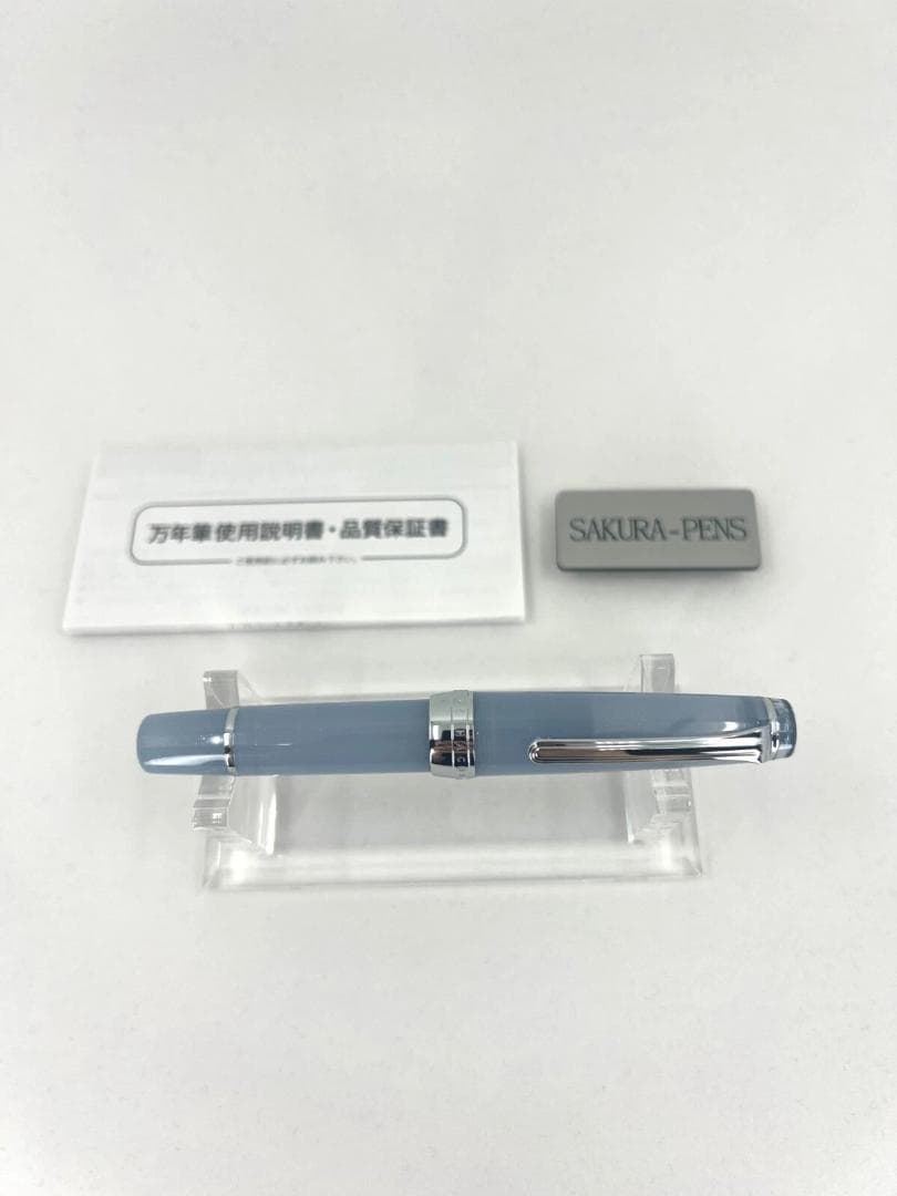 八文字屋 銀山スノーグレー パルム 万年筆 M 中字