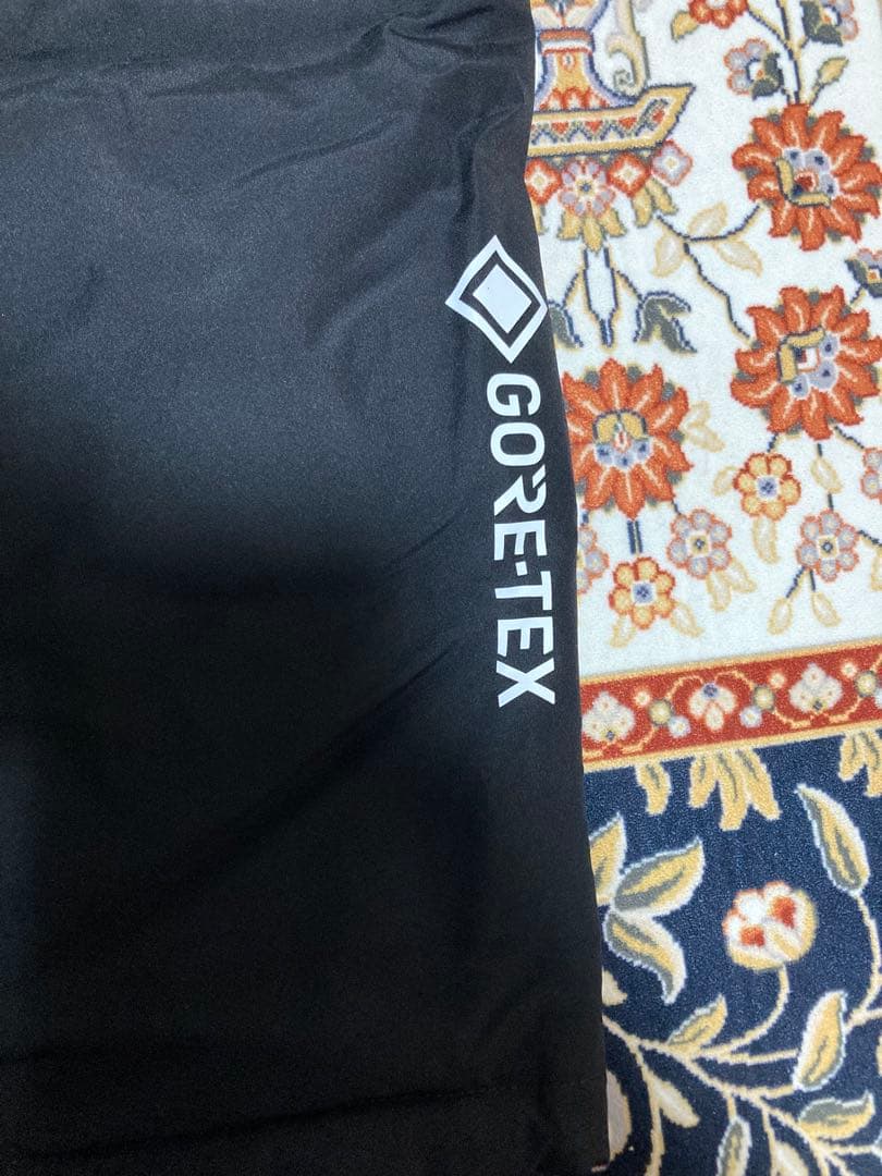 ダイワ　防寒着　DW1922 GORE-TEX サイズ上下Ｌ　美品！
