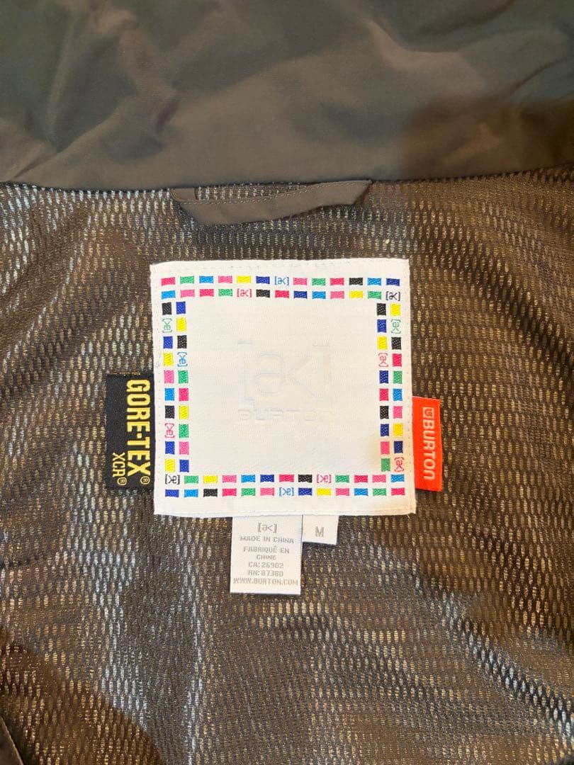 バートンAK GORE-TEX M size