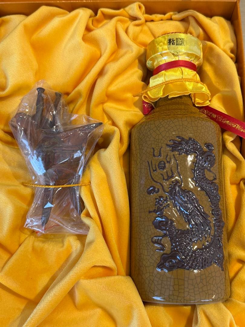 貴州茅台酒　マオタイ　30年　500ml 53% 箱、袋付き