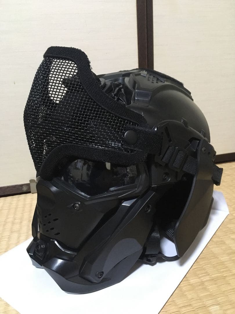 【一点モノ】　SF風　タクティカル ヘルメット カスタム品