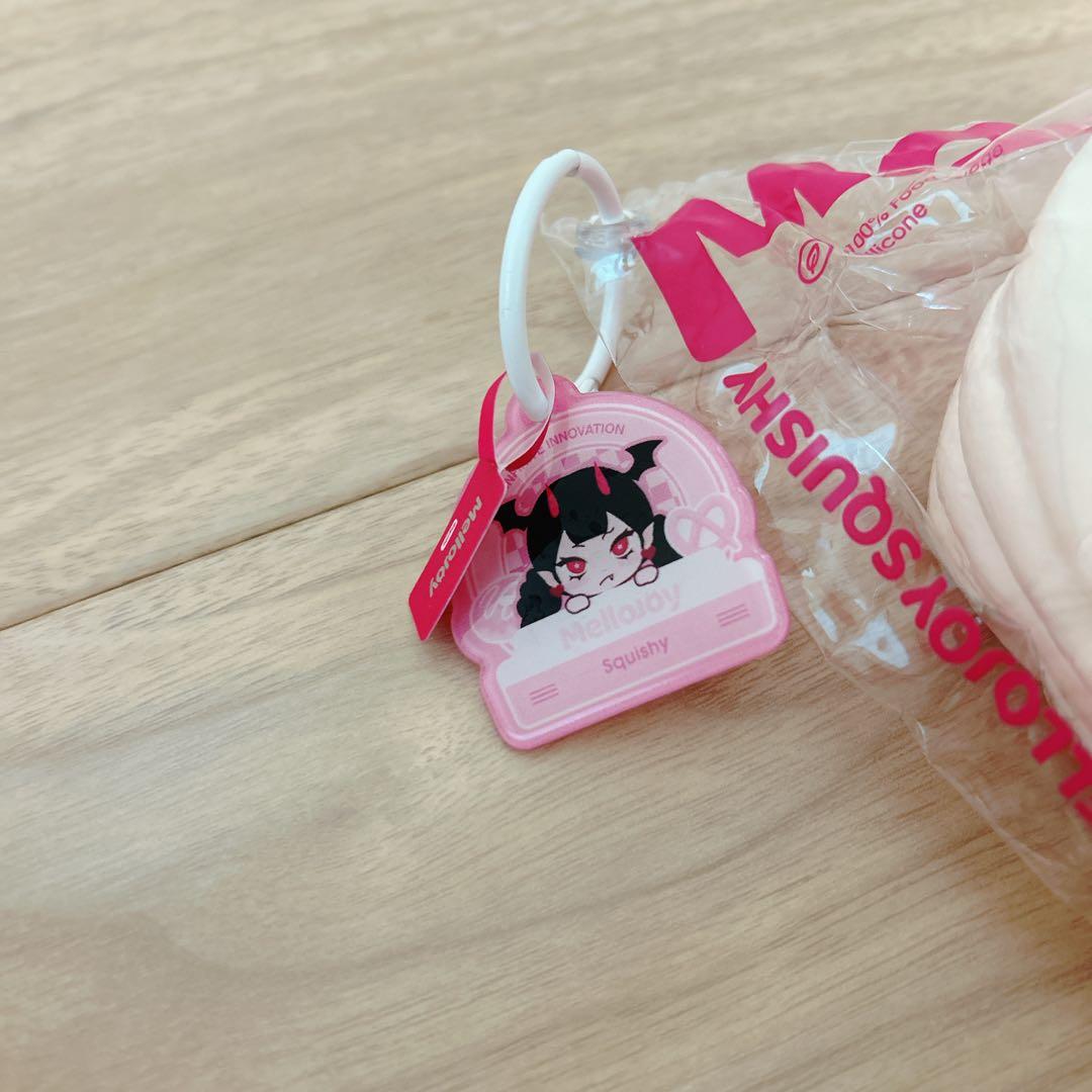 メロジョイ スクイーズ スフレ ストロベリー