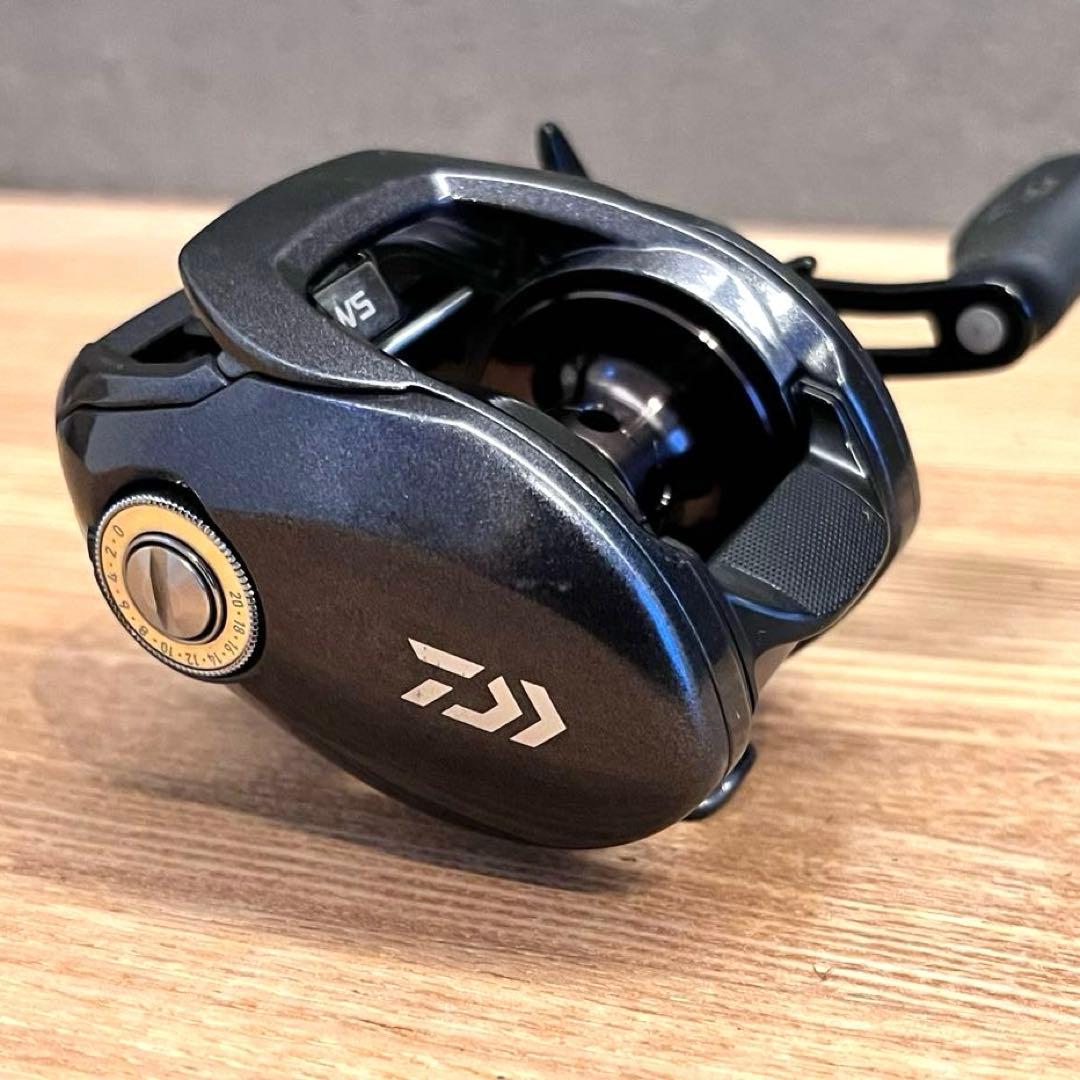 US DAIWA タトゥーラ 100H 6.3 右ハンドル