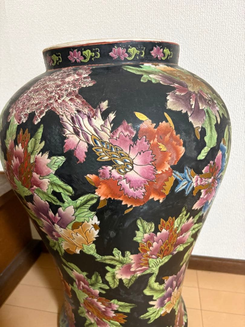 大型花瓶　飾り壺　置物