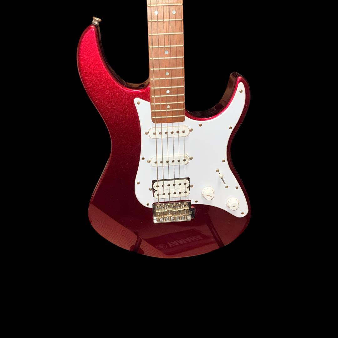 付属品&ケース付き YAMAHAパシフィカPAC012 レッド