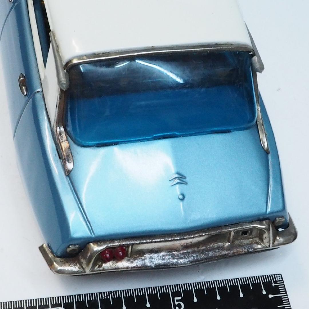 萬代屋【シトロエンDS19 大 水色】ブリキ自動車tin toy car【箱無】
