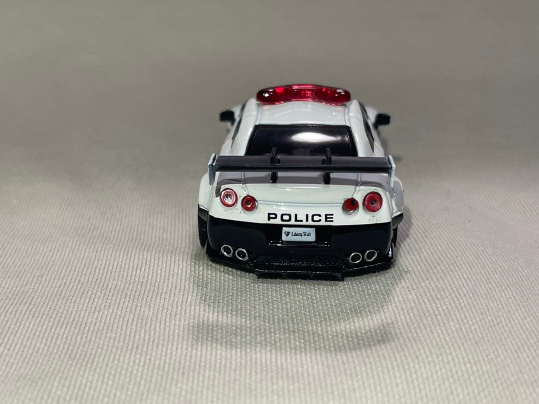 LB★WORKS Nissan GT-R R35 警察仕様 ミニカー