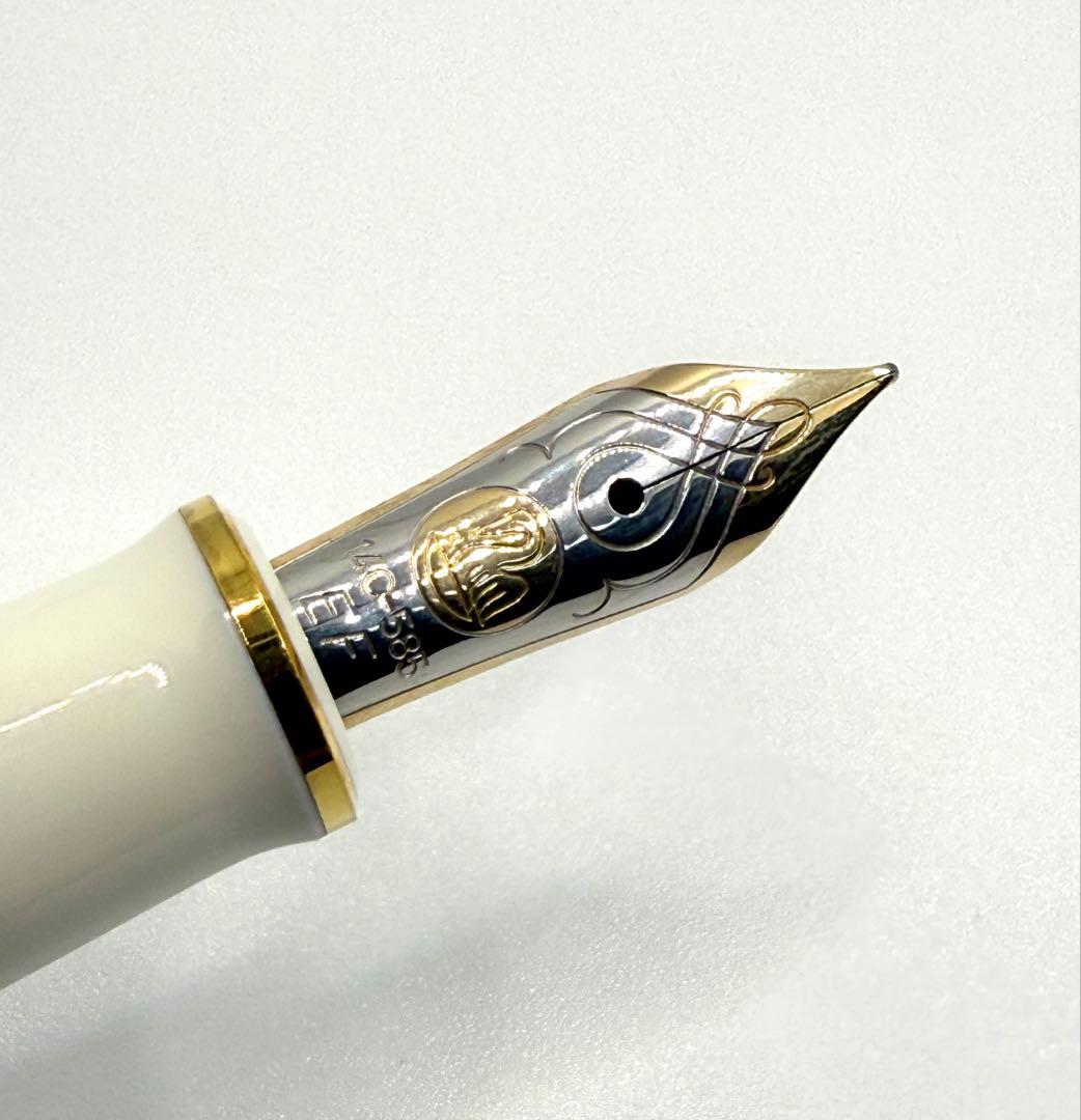 Pelikan万年筆 M600バイオレットホワイト スーベレーン