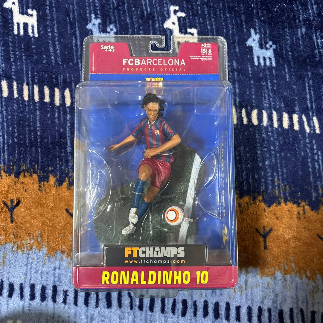 ロナウジーニョ FCバルセロナ RONALDINHO 10 フィギュア