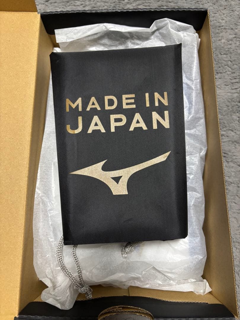 【限定色】モレリア2JAPAN ブライトゴールドパック　27.0センチ