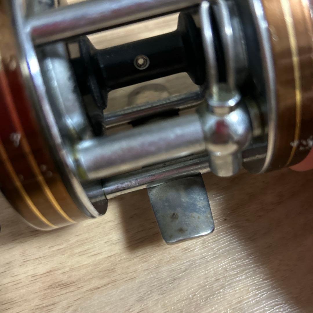 Daiwa ダイワ ミリオネア 5H リール