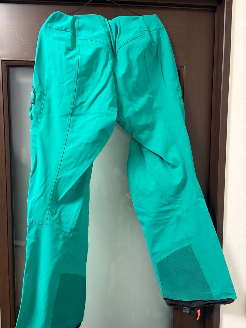 Arc'teryx スノーボードパンツ ターコイズ