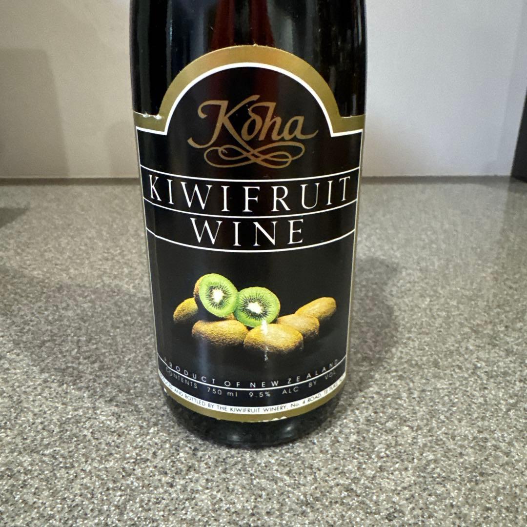 Koha キウイフルーツワイン　プラムワイン　イタリア　アンティノリ　古酒
