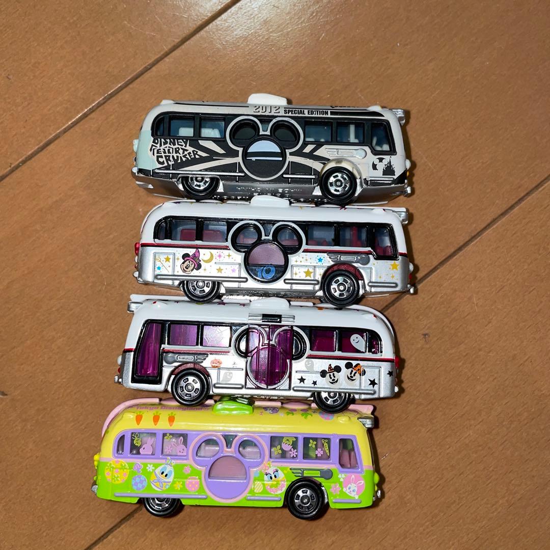 ディズニー　ミニカー　バス　セット　トミカ
