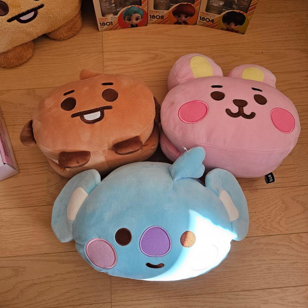 TinyTANねんどろいど、ぬいぐるみ、BT21ぬいぐるみ、その他まとめ売り