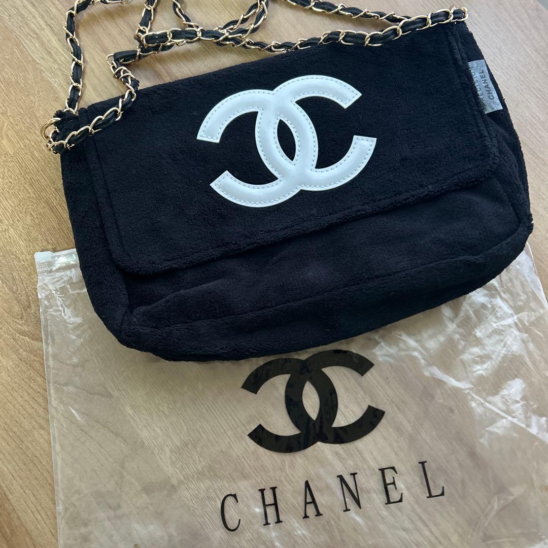 CHANEL シャネル ミニバッグ ポーチ ブラック×ホワイトロゴ¨̮⃝