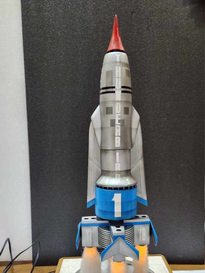 【最終値下げ！】衝撃プライス35% オフ TB1 特大全高50cm電飾プロ製作