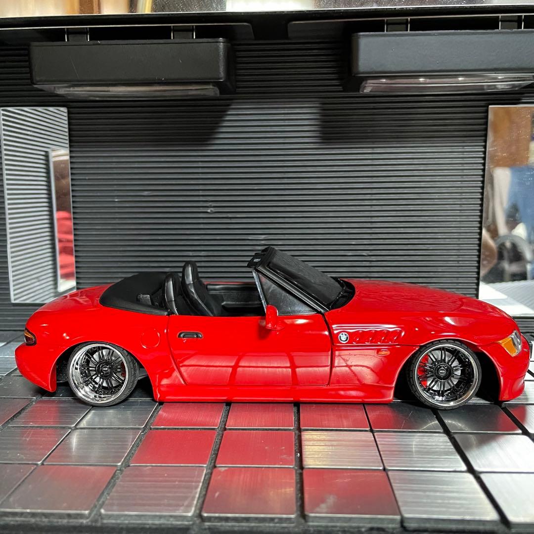 UTモデル 1/18  Z3 ロードスター（カスタム仕様)