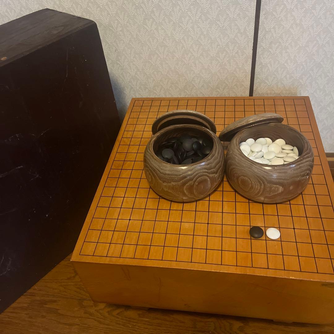 昭和レトロ 木製 脚付き へそあり 囲碁版 囲碁盤 中形5寸　ケース付き