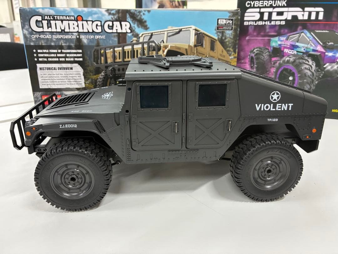 戦車 大型 ラジコン オフロード ミリタリー RCカー人気 34cm 4WD