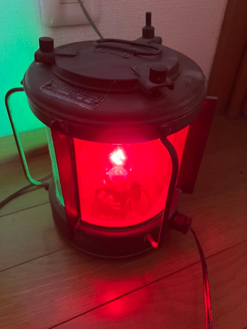 運輸省型式あり　甲種両色燈　都電使用？