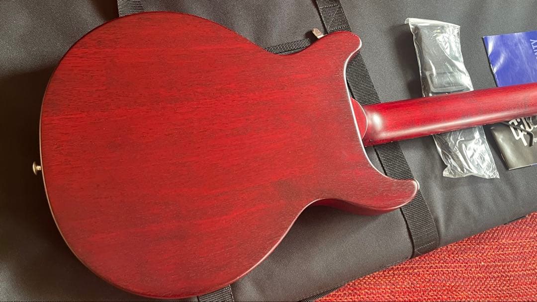 ギブソン「Les Paul Junior Tribute DC Bass」