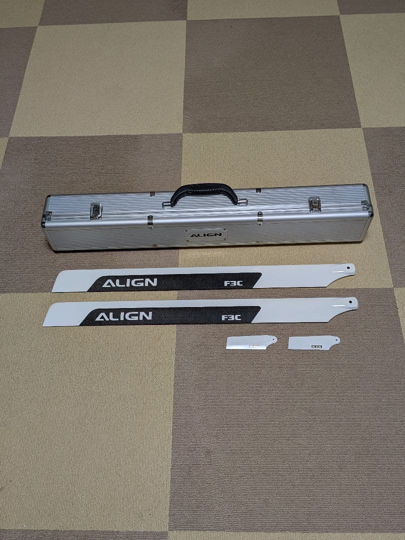 ALIGN　メインロータ　全長715ミリ F3C用新品未使用(ロータケース付)