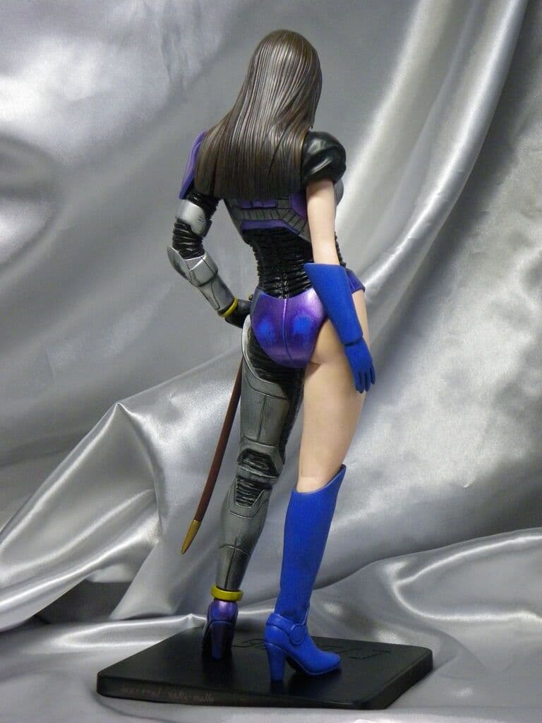 サイボーグ女・コスプレリアルフィギュア　レジン製　組立てキット　ゲーテル。
