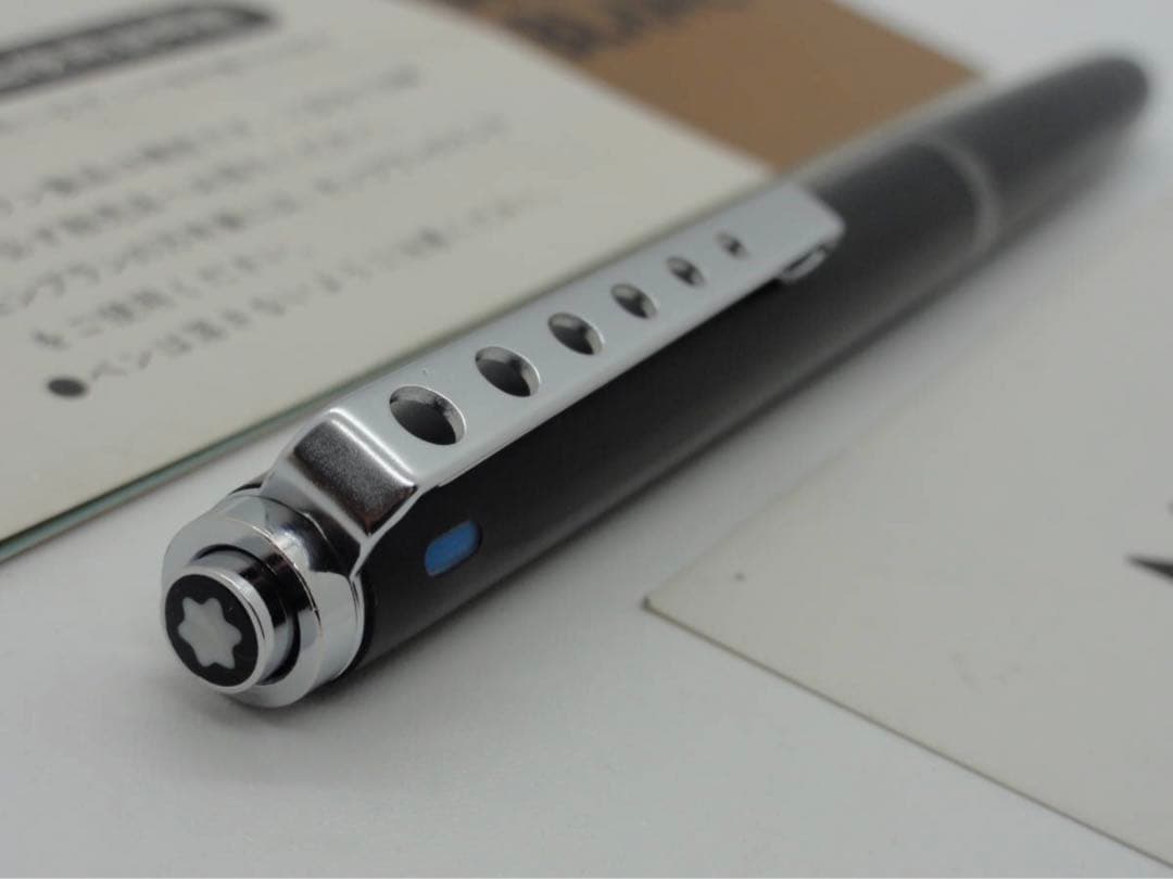 非常にレアなモデル手に入れる価値のある稀少なカレラ４色ペンNo570★モンブラン