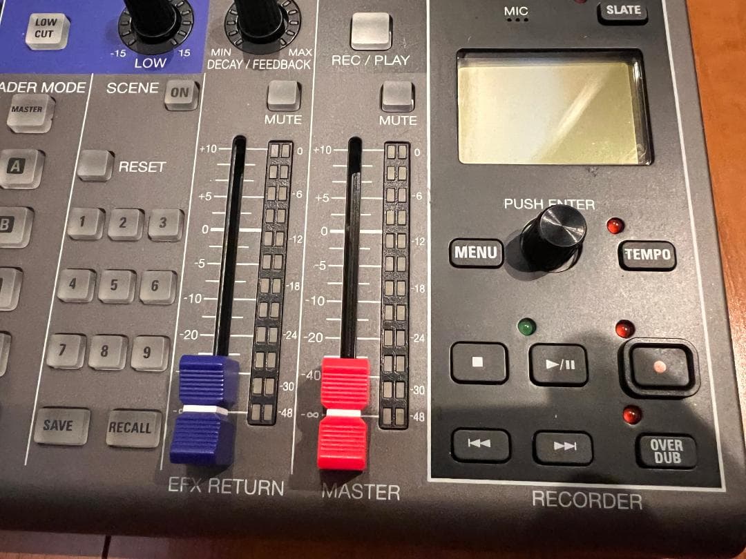 ZOOM LiveTrak L-12 USBケーブル・SDカード(4G)付き